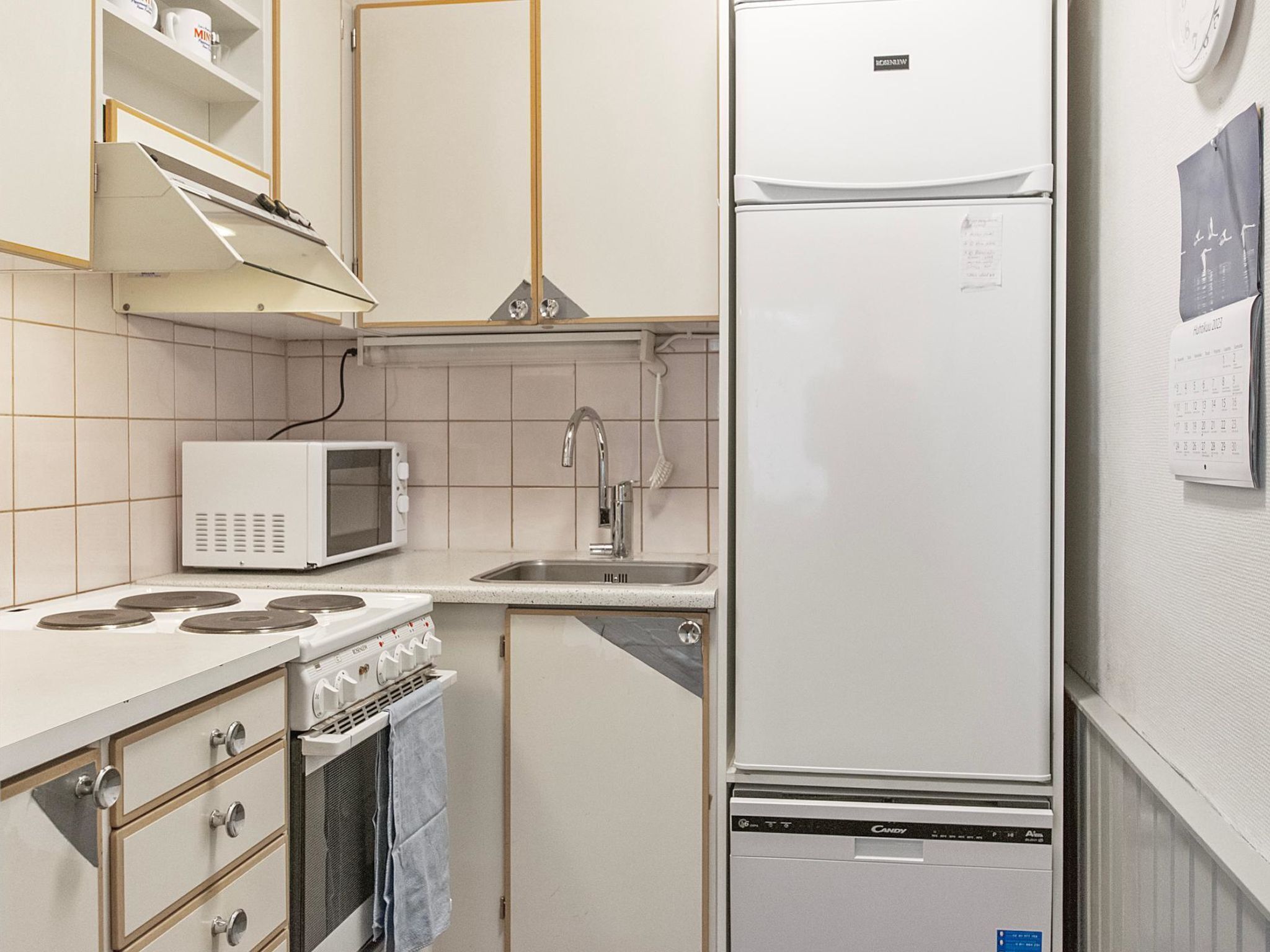 Fridge, microwave, dishwasher, toaster