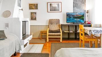 1 bedroom, iron/ironing board