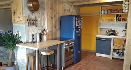 Maison de campagne rustique et confortable - La nature dans le parc du Haut Jura