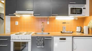 Fridge, microwave, dishwasher, toaster