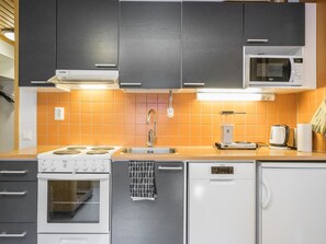 雪櫃、微波爐��、洗碗機、多士爐