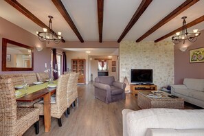 Smart TV - Villa in Rakalj near Beaches with Pool (Rakalj)