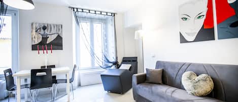 Classic Apartment | Living area | Flat-screen TV