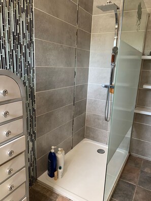 Hair dryer, towels, soap, shampoo - Villa Nyvioni, 3 ch, spa et Piscine (Agde)