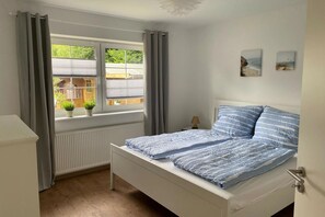 2 bedrooms