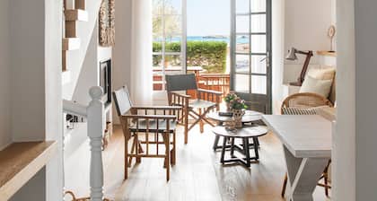 Duplex Familial Avec 2 Chambres et 2 Salles de Bains, Avec Piscine Partagée