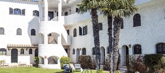 Duplex Familial Avec 2 Chambres et 2 Salles de Bains, Avec Piscine Partagée