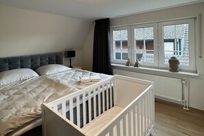 2 bedrooms, iron/ironing board, travel cot, free WiFi - Maila - MarBi (Alles inbegrepen.) (Varel)