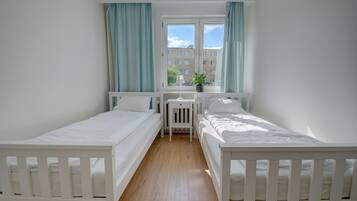 Basic Apartment | 2 bedrooms, free WiFi, bed sheets