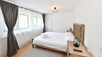 Classic-Doppelzimmer, eingeschränkter Seeblick