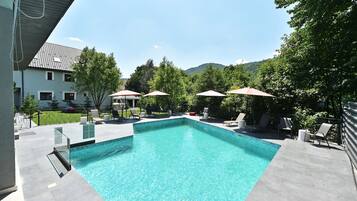 Classic Bungalow | Pool