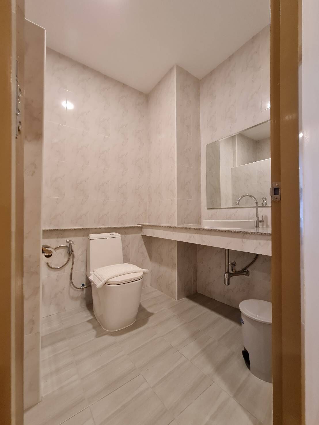 Deluxe Room, Hill View | Bathroom | Free toiletries