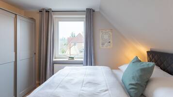 3 quartos, ferros/tábuas de passar roupa, Wi-Fi de cortesia