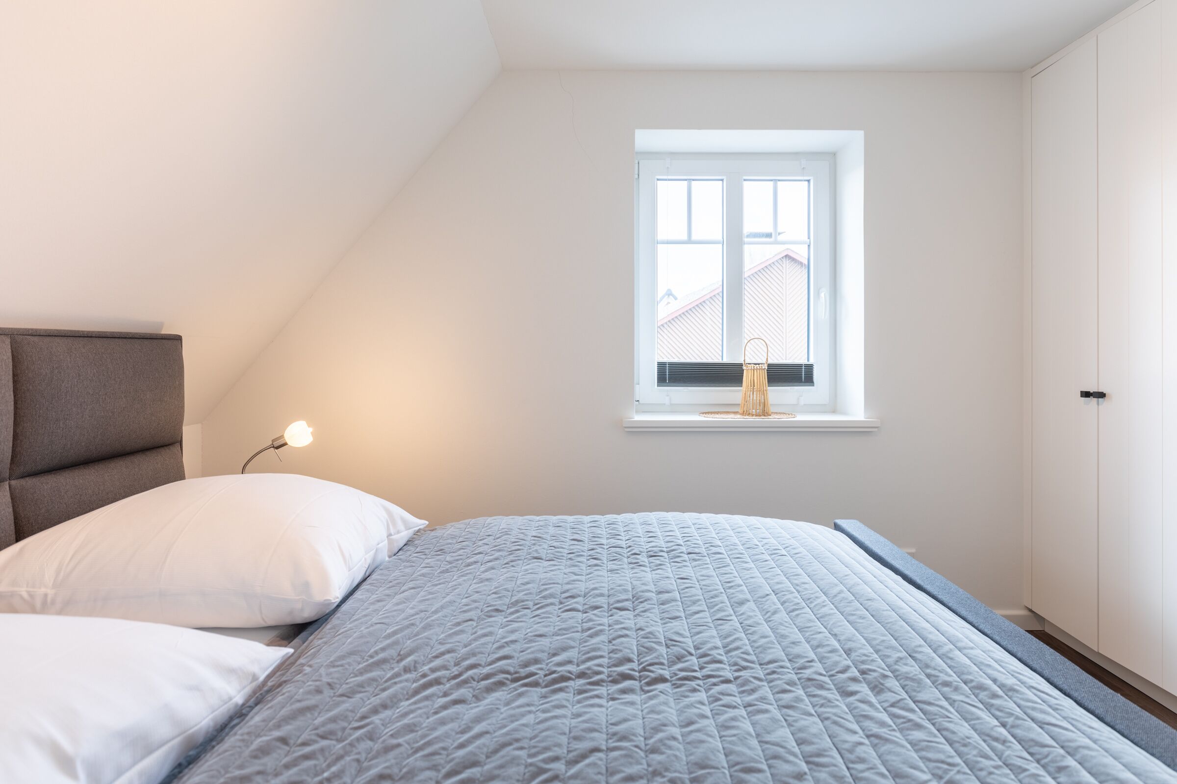 2 slaapkamers, een strijkplank/strijkijzer, gratis wifi