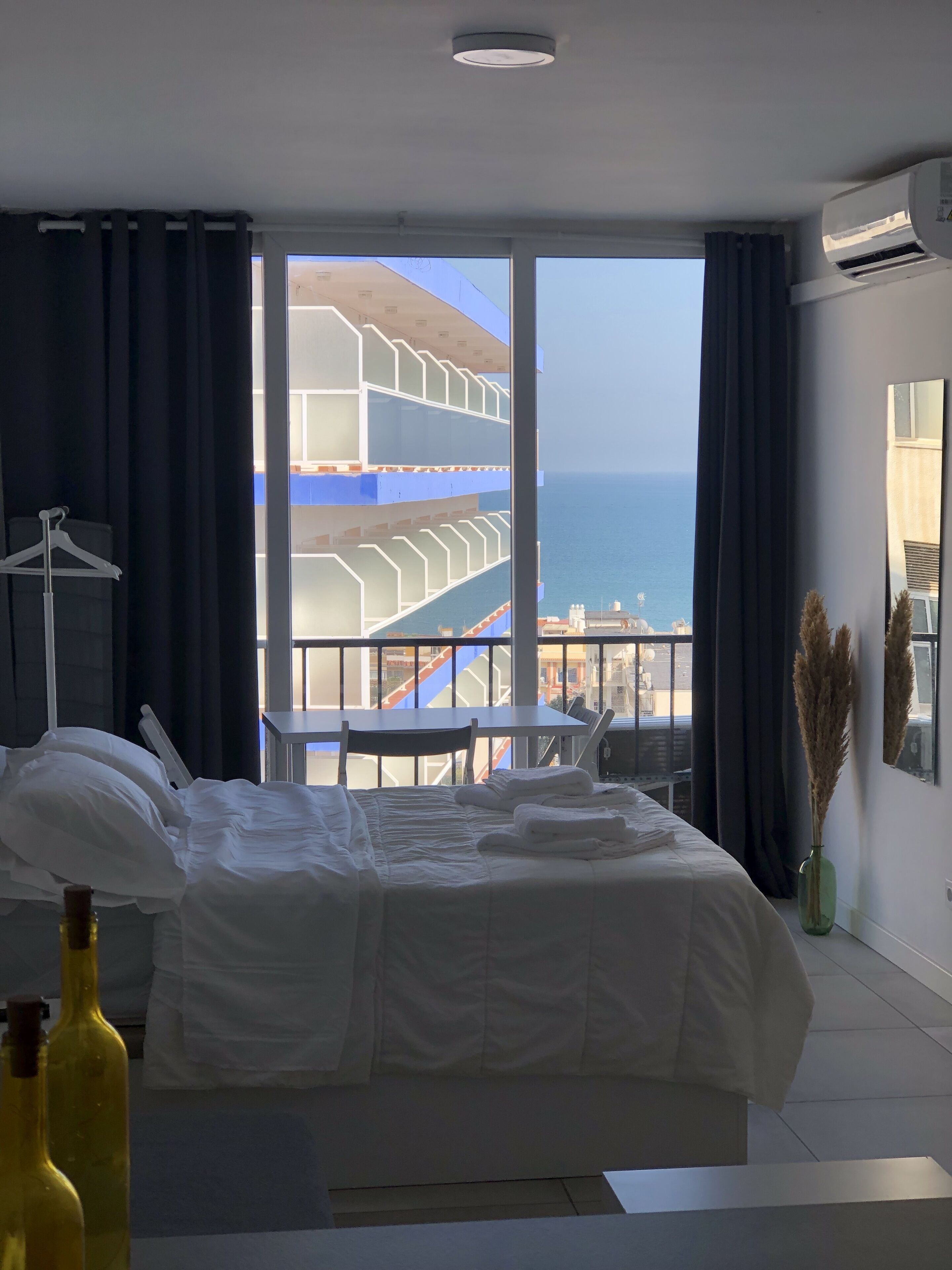 1 室のベッドルーム、WiFi、ベッドシーツ