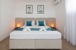 1 bedroom, iron/ironing board, free WiFi, bed sheets - One-Bedroom apartment with terrace (Novalja)