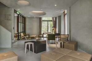 Interior - MODA & the MOON (Gongguan)