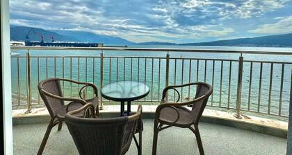 Seaside apartments Zlokovic