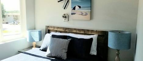 2 habitaciones, tabla de planchar con plancha, wifi y ropa de cama