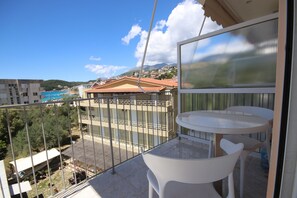 Exclusive Triple Room, Sea View | Beach/ocean view - Stef & Stam (Himarë)