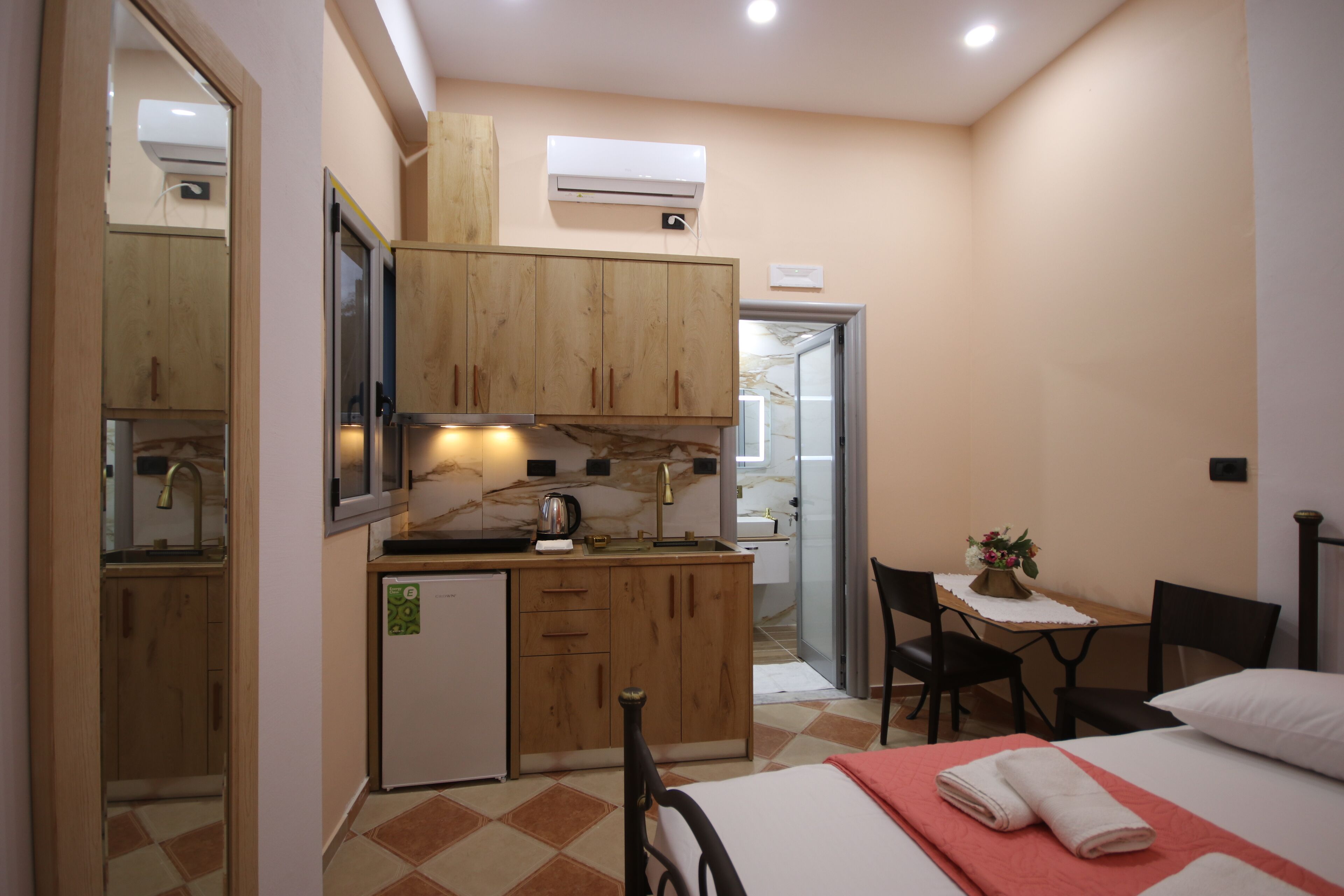 Superior-Studiosuite, 1 Queen-Bett und Schlafsofa, Gartenblick