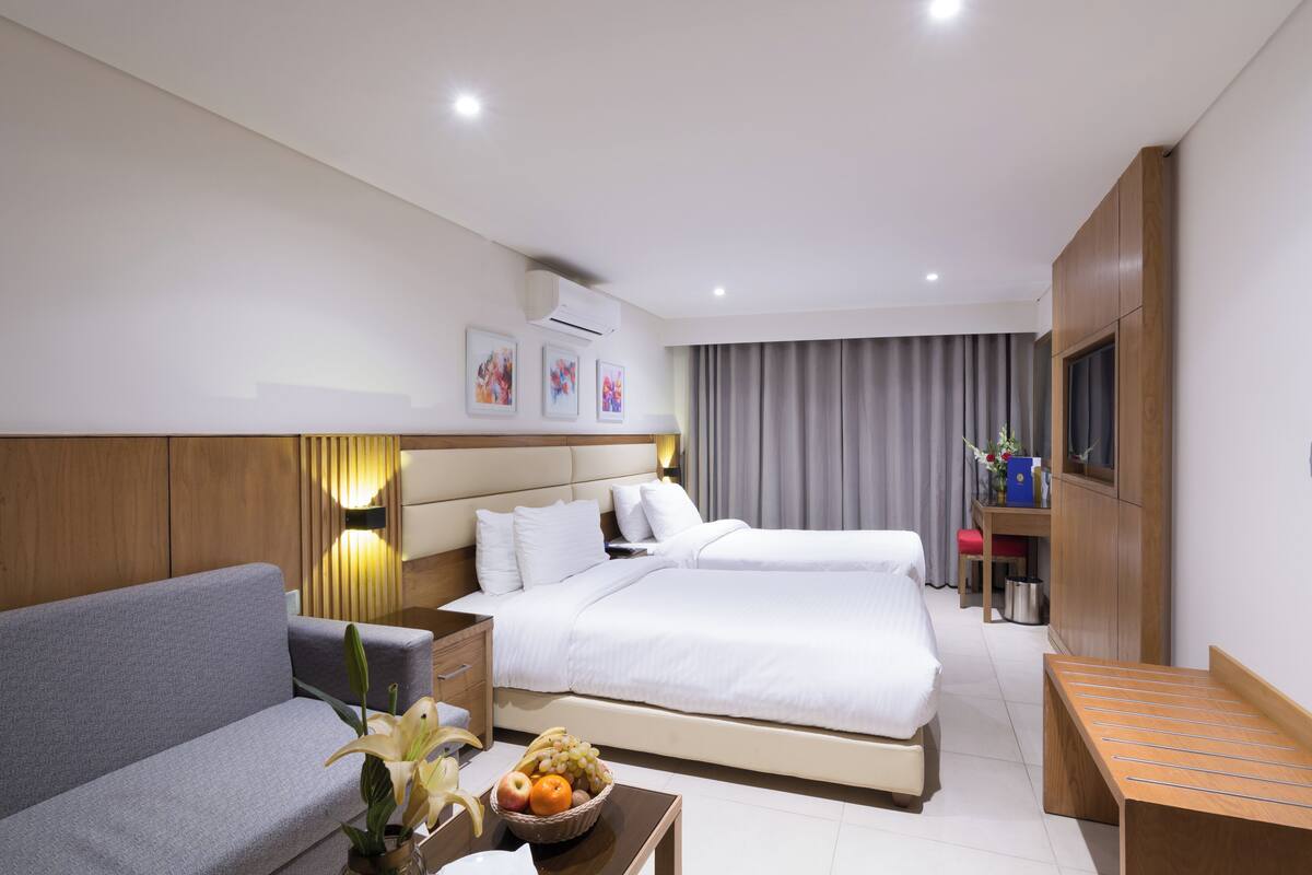 Chambre Deluxe | Bureau, fer et planche à repasser, Wi-Fi gratuit