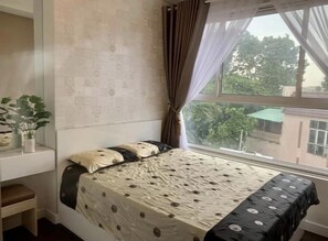 2 bedrooms, in-room safe, desk, free WiFi