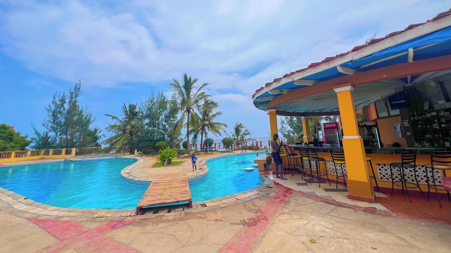 Raha Whitesands Apartments