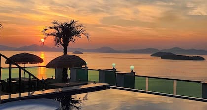 Yeosu Hemiswi SPA Pension