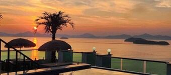 Yeosu Hemiswi SPA Pension