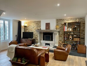 Living area - Léclat-6p-centre-ville-terrasse -parking-wifi (Quiberon)