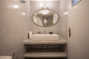 Bathroom - Kamara Residence Mykonos (Mykonos)