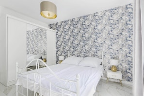 1 chambre, fer et planche à repasser, Wi-Fi, draps fournis