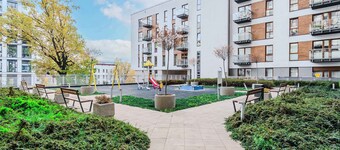 Lumina stylish apart with parking in City Center