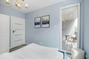1 chambre, fer et planche Ă repasser, Wi-Fi, draps fournis