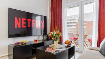 Een televisie en een kantoor