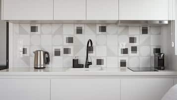Panoramic-Suite | Eigene Kochnische | Kühlschrank, Mikrowelle, Toaster