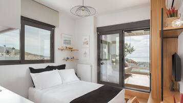 Panoramic Suite | 1 bedroom, Egyptian cotton sheets, premium bedding, memory-foam beds