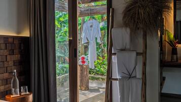 Standard Bungalow, Pool Access, Garden View | Bathroom | Shower, rainfall showerhead, hair dryer, slippers