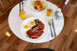 Petit déjeuner buffet compris tous les jours