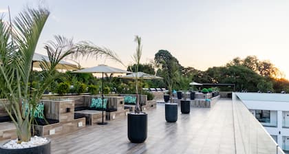 Bedfordview Hotel & Apartments