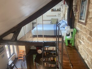 3 dormitorios, tabla de planchar con plancha, wifi y ropa de cama