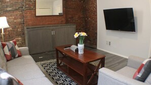 Living area - Carey Way Quarters – Modern 2BR Near Carson Street (Pittsburgh)