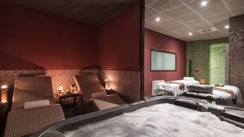 Salle de soins pour les couples, sauna, spa, bain de vapeur