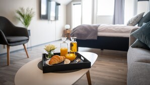 Panoramic Room