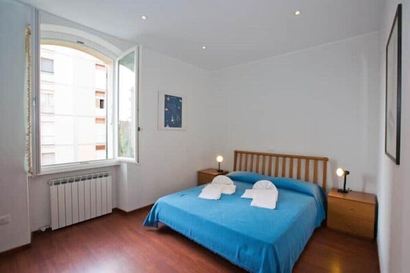 Iron/ironing board, WiFi, bed sheets - Vrbo Property (Loano)