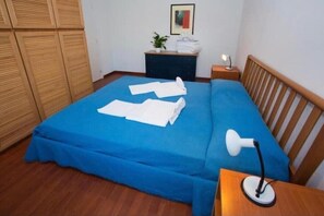 Iron/ironing board, WiFi, bed sheets - Vrbo Property (Loano)
