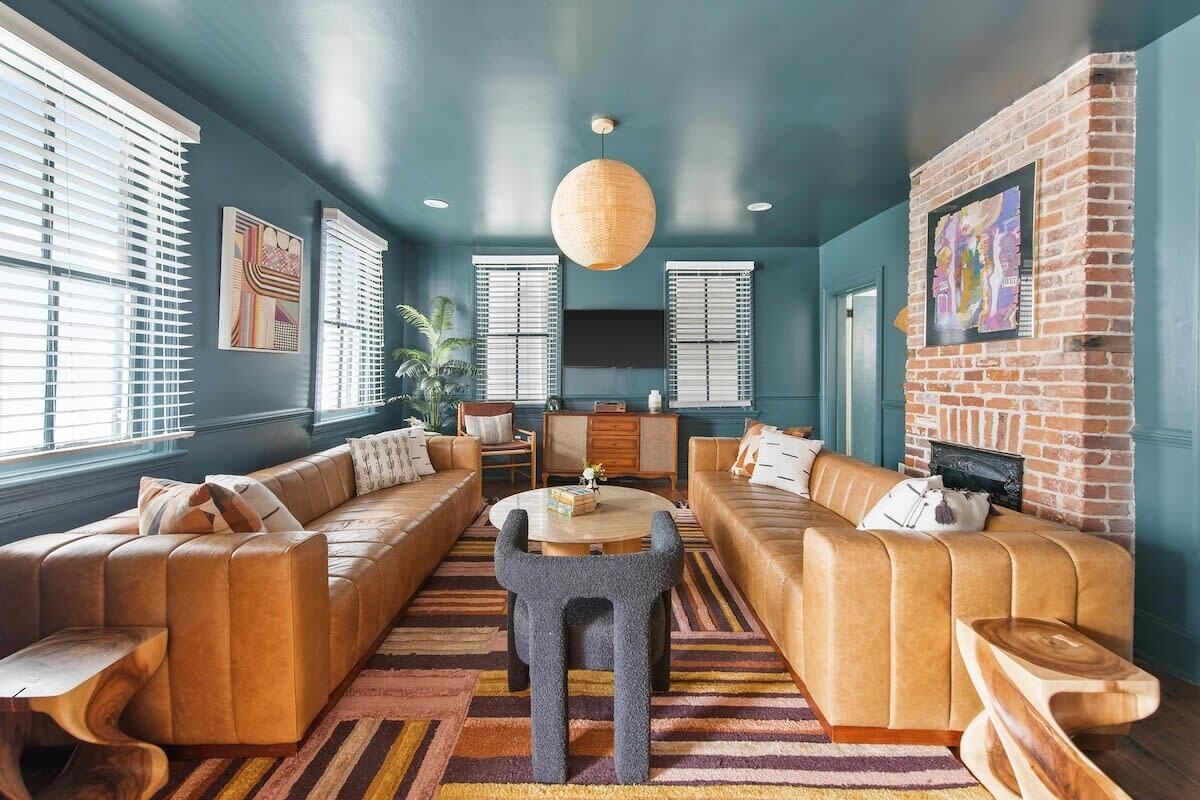 Téléviseur, bureau