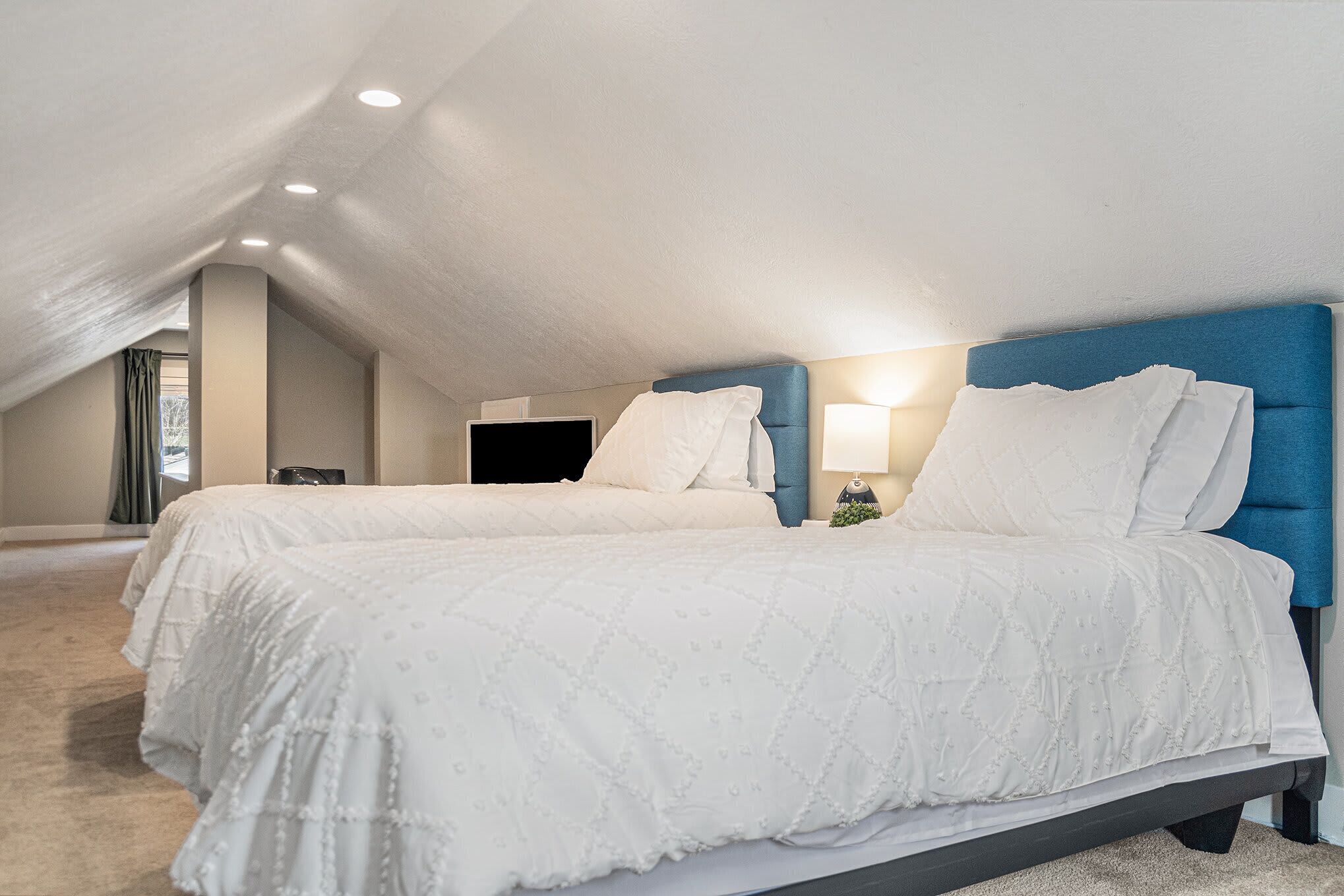 3 bedrooms, iron/ironing board, travel crib, WiFi