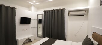 Goroomgo Hotel Hi5 Stay Bhubaneswar